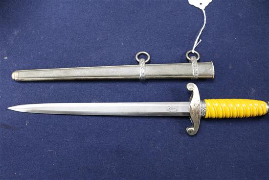 A German Officers Army dagger